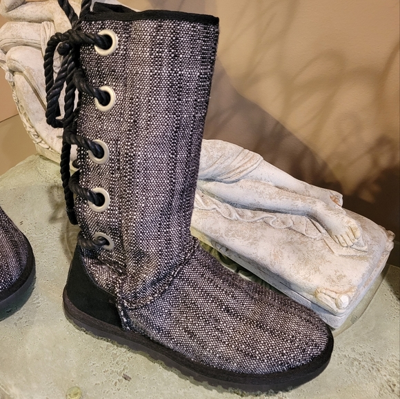 Ugg Canvas Woven Lace Up Boots 2822 - Picture 8 of 14